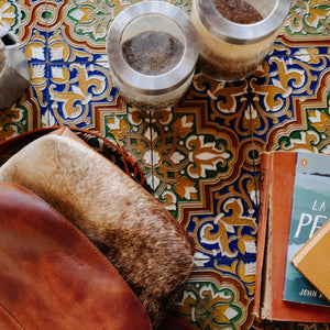 La Raiz Cross Body Bag