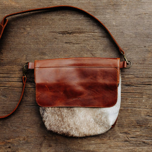 La Raiz Cross Body Bag