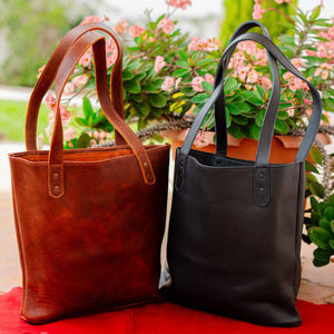El bolso de mano de Mia