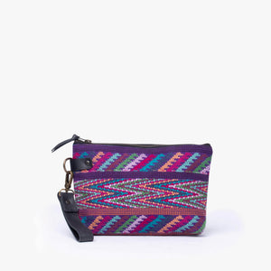 La Esencia Clutch