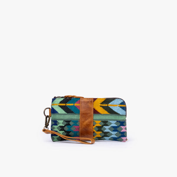 Woven La Brisa Wristlet