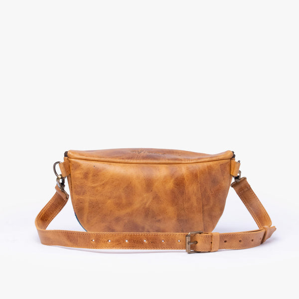 La Chispa Crossbody