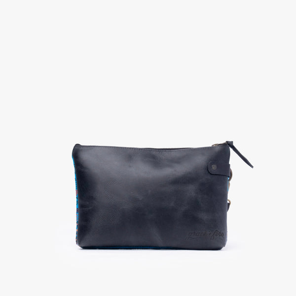 Woven La Esencia Wristlet