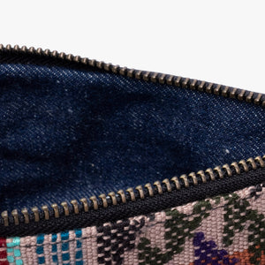 Woven La Esencia Wristlet