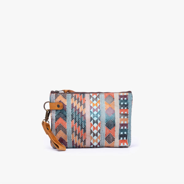 Woven La Esencia Wristlet