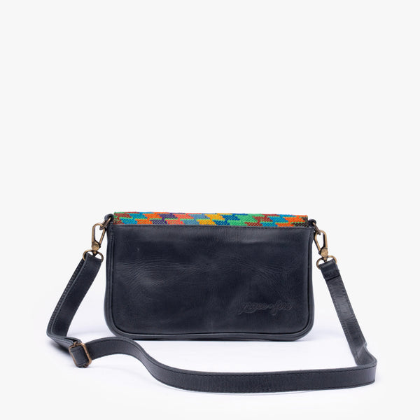 La Solera Small Purse w Weaving