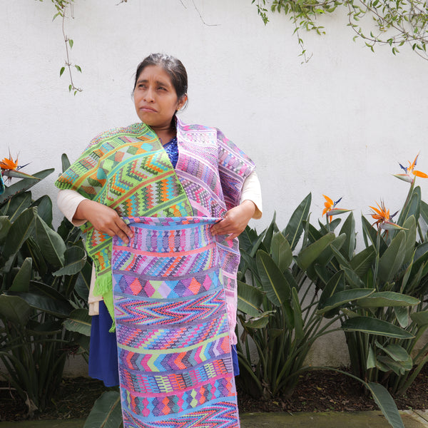 Sponsor the Weaving Program